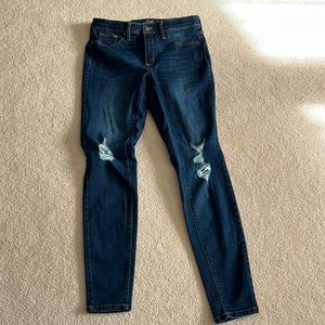 Universal Thread High Rise Jegging Size 8/29R